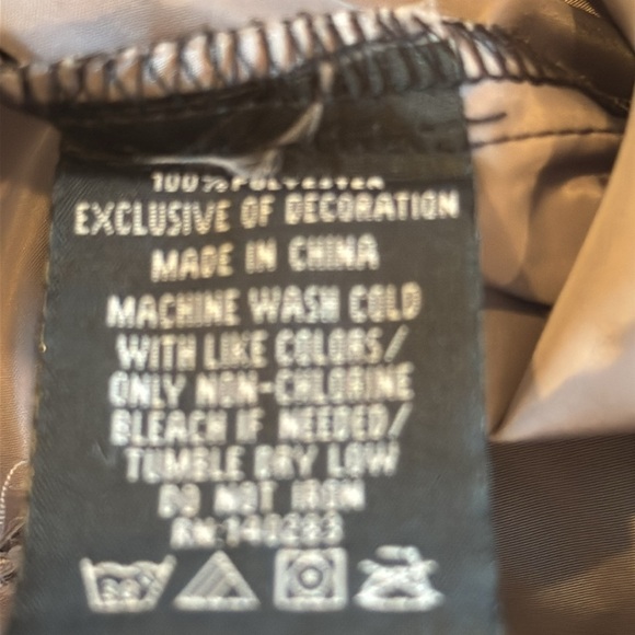 Beautiful Giant Color Block Hooded Lightweight Windbreaker Size Large - Picture 4 of 13